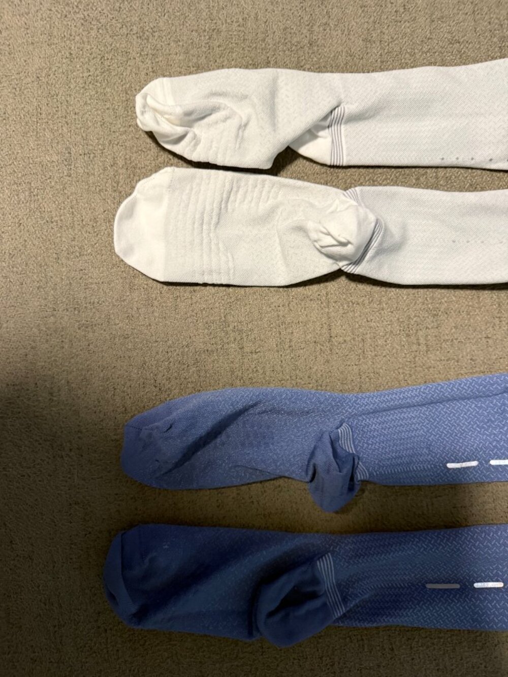 SET OF 2: Lululemon MicroPillow Compression Knee-High Running Socks SZ Large - Picture 5 of 12